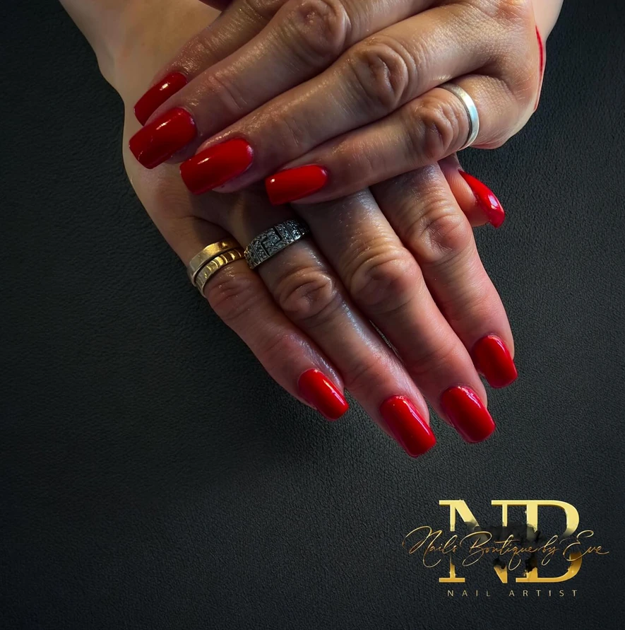 Eve's Nail & Makeup Work